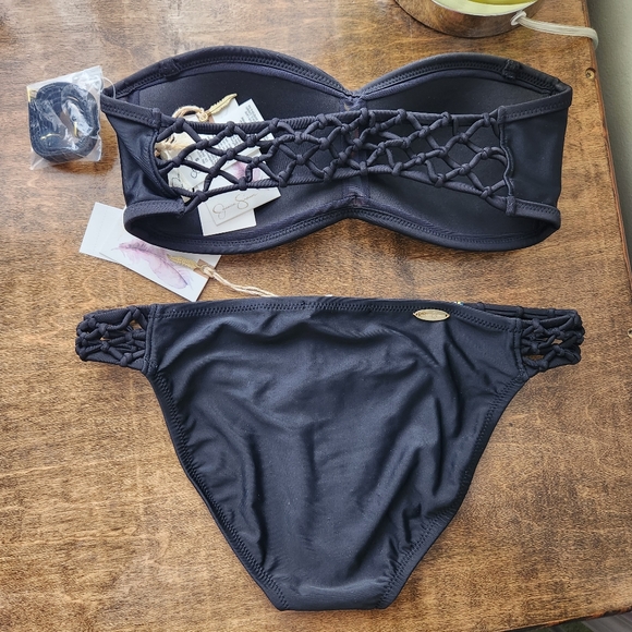 NWT Jessica Simpson black bandeau bikini with multicolor print size small - Picture 2 of 6